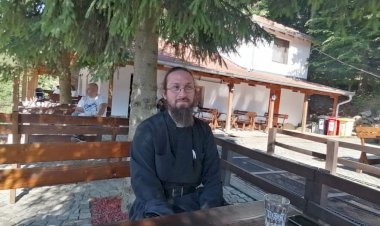 Исповест монаха Теофила из Тумана: Због врачара *искрваре* од муке, онда се врате Цркви