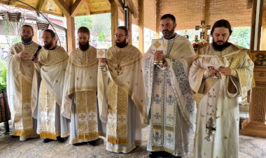 ПРАЗНИК ЧУДОТВОРНЕ ИКОНЕ ПРЕСВЕТЕ БОГОРОДИЦЕ У ТУМАНУ