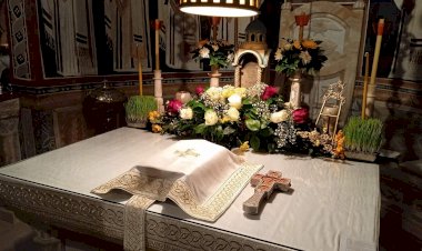 ПРАЗНИЧНО ОДЕВЕН ТУМАНСКИ ХРАМ-ХРИСТОС СЕ РОДИ!