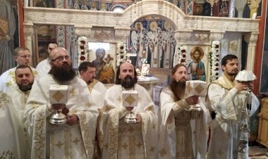 Облежен дан упокојења светог Јакова Туманског