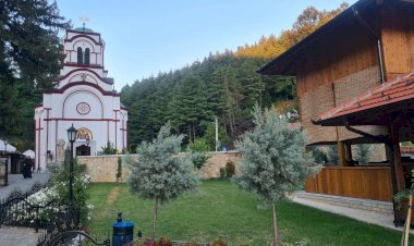 Монаси манастира Тумана - Туманска песма