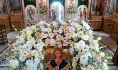 Манастирска црква у Туману у навечерије славе