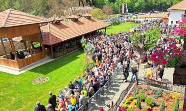 Молитвама Туманским Светитељима излечен Микроаденом хипофизе (12.05.2023.)