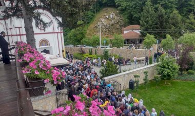 Молитвама Свеитеља исцељена тумора дојке (27.06.2023.)