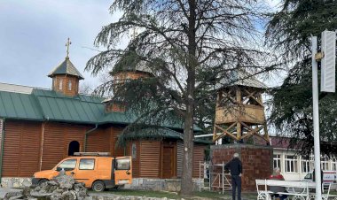 Манастир Туман обновио звоник цркве у Заводу Мале Пчелице код Крагујевца