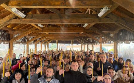 Уљем из кандила Светог Зосима и Јакова излечен прст (13.04.2026)