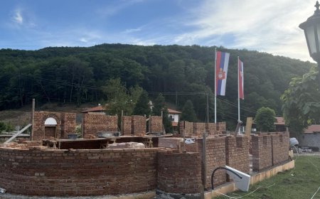 ХВАЛА СВИМА КОЈИ ПОДИЖУ БОГОРОДИЧИНУ СВЕТИЊУ